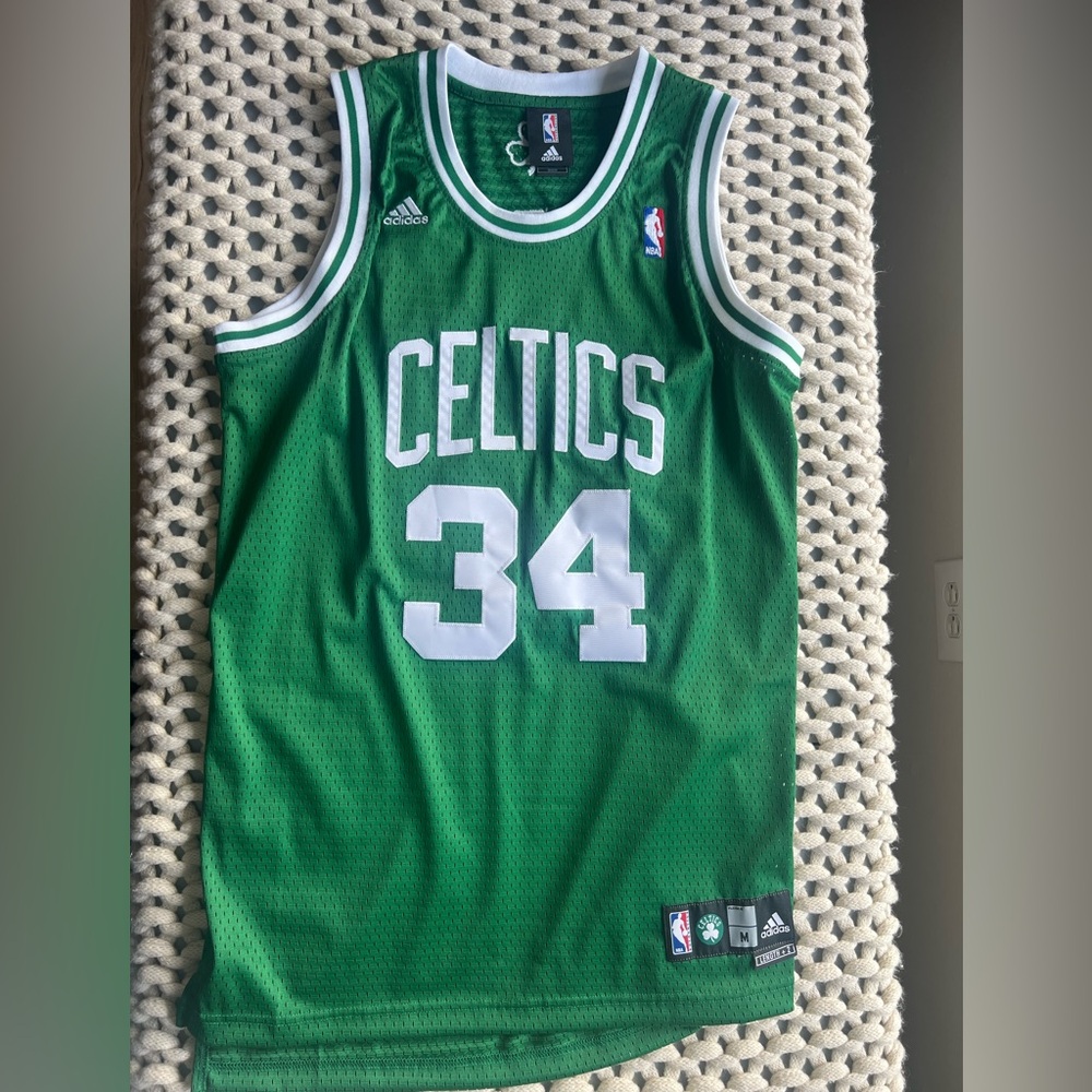Celtics Pierce 34 Jersey size medium length + 2